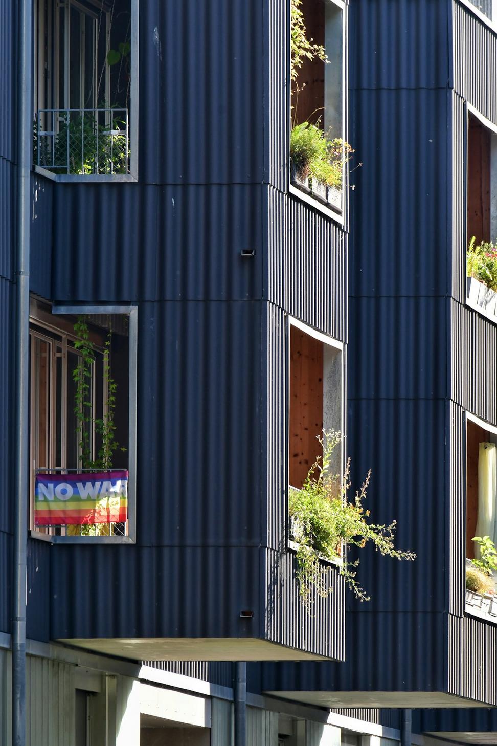 Net-zero townhomes project